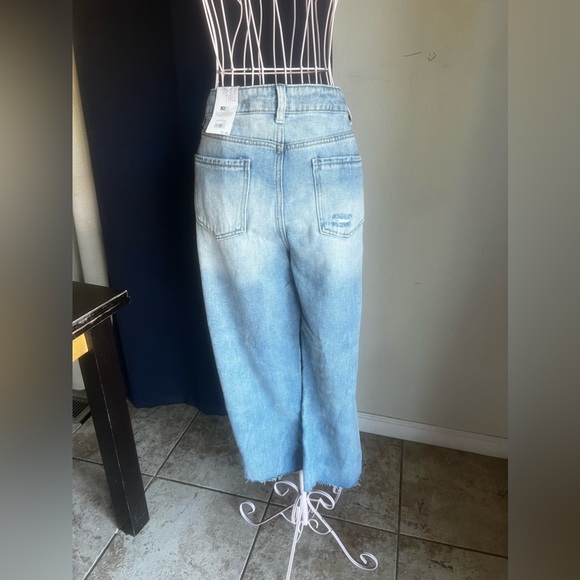 Jeans - Picture 3 of 7